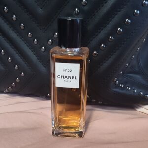 CHANEL N°22 with Black Cap and Clear Bottle